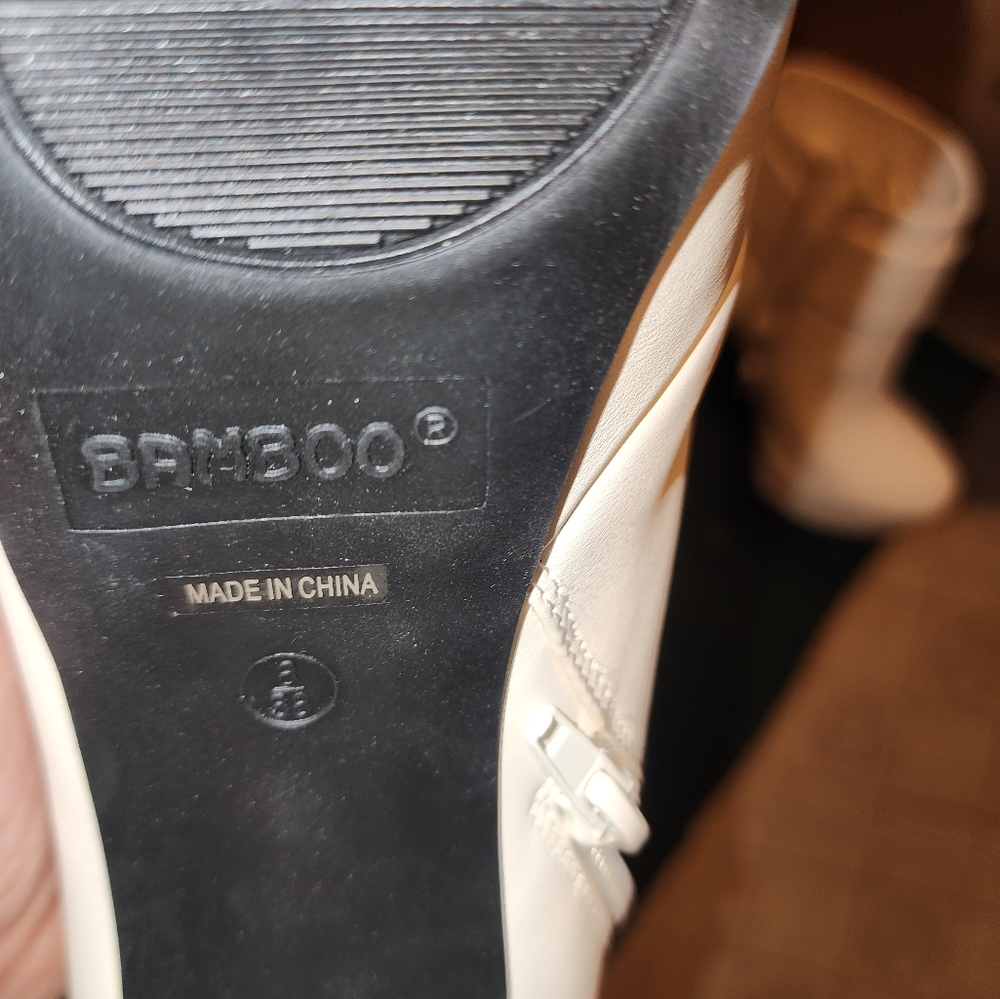 Boots - Picture 3 of 3